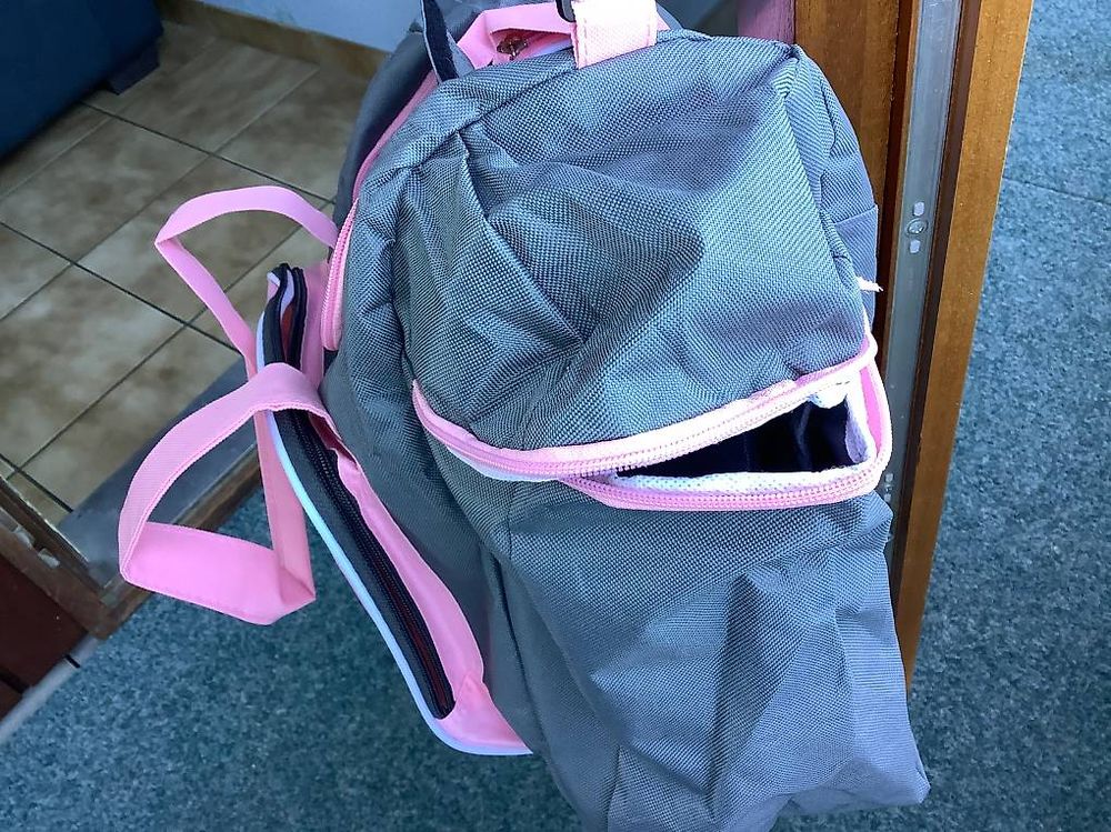 Borse da donna: Sac de sport - Neuf, jamais utilisé – Nuovo (secondo la descrizione) da Le Lignon venduto da Gwen77 2