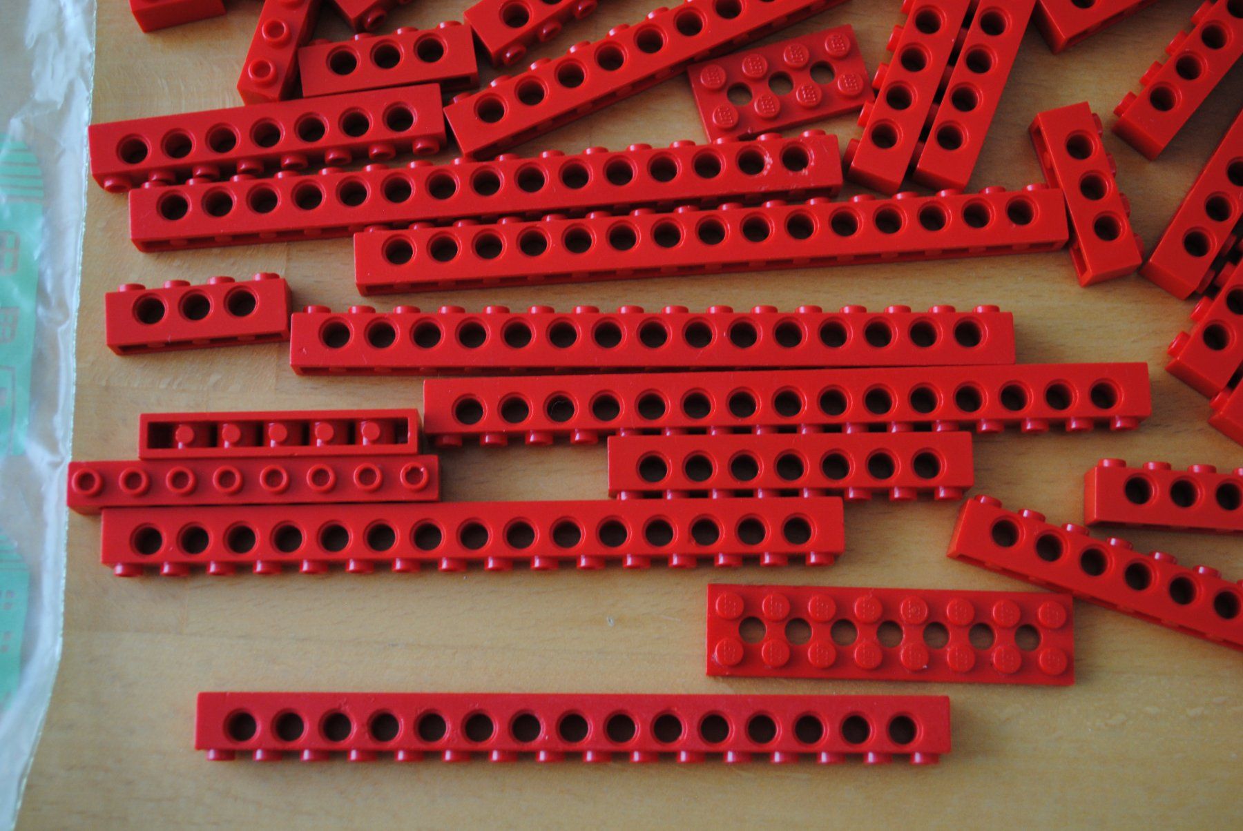 Lego Kit di costruzioni: Legoteile:- diverse rote Technic Balken    /G09/1 – Usato da St. Gallen venduto da Bisaknosp 3