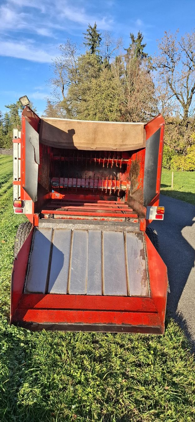 Tutte le macchine: futtermischwagen Futterverteilwagen – Usato da wädenswil venduto da rom_l5r9 3