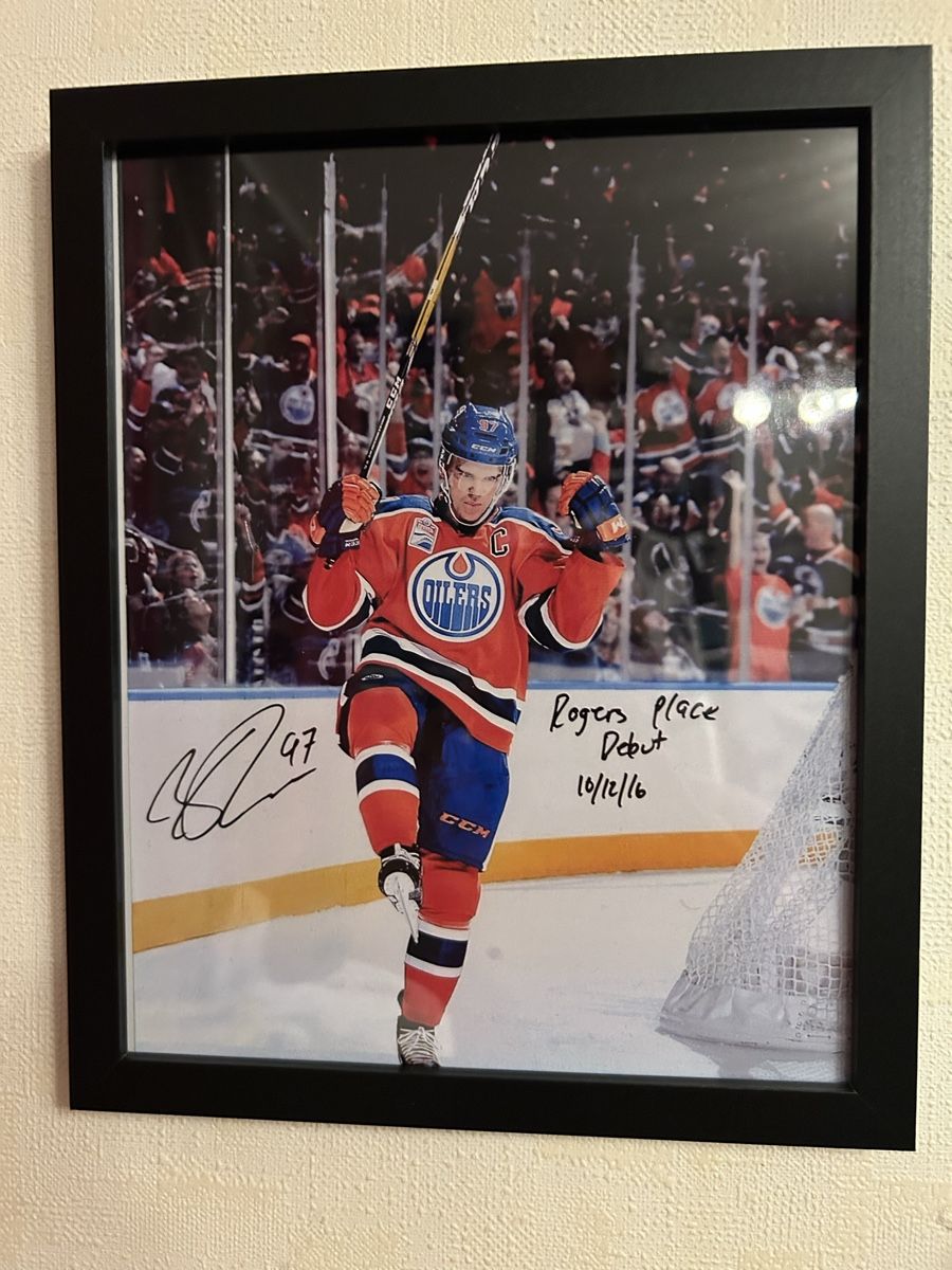 Poster & Bilder: Orginal Autograph McDavid photo – Neu (gemäss Beschreibung) aus Effretikon von PrimeTimeB