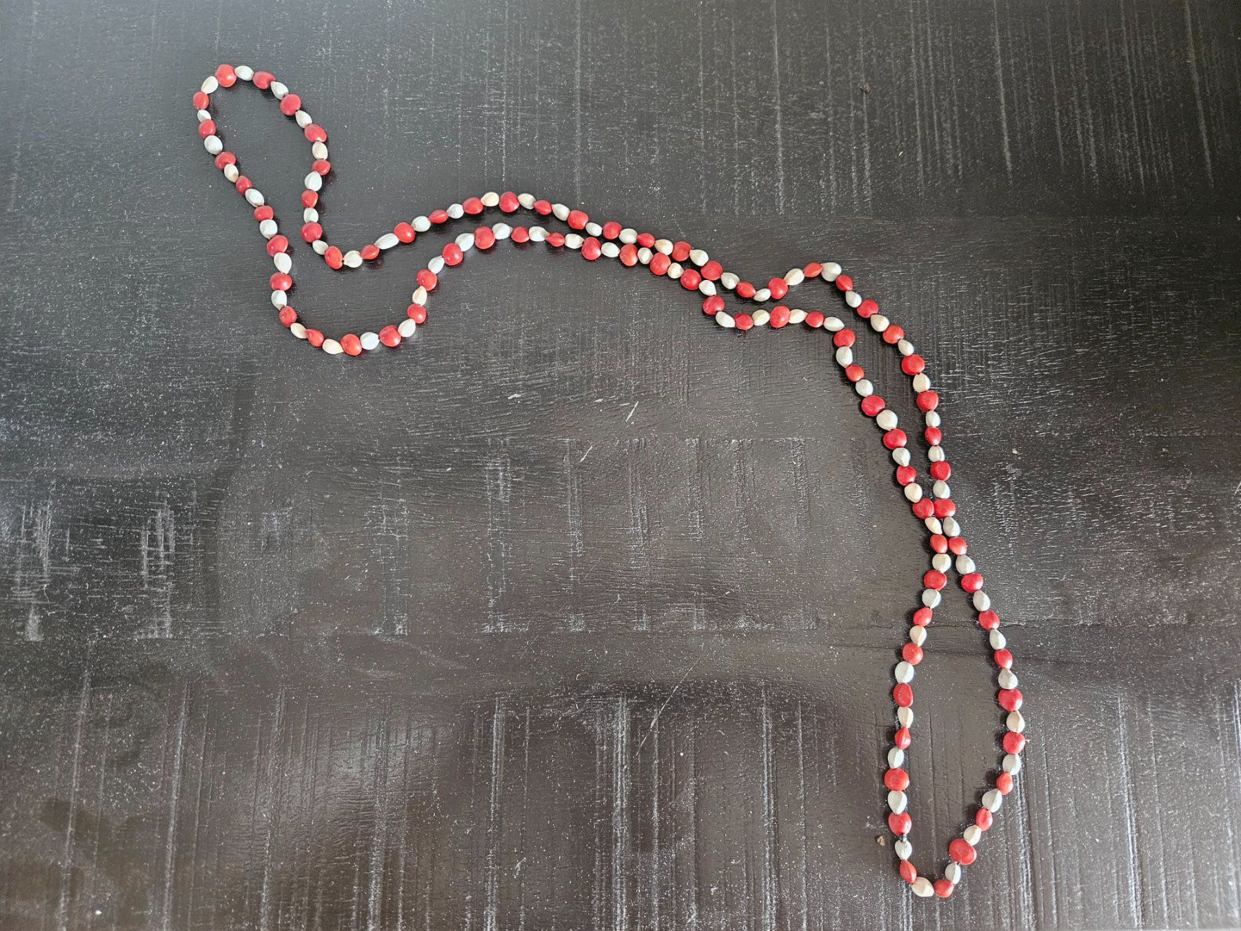 Ketten: Rote & Weisse Samen-Kette, Boho Chic Statement Kette 📿 – Neu (gemäss Beschreibung) aus Basel von Anghkorwatt 6