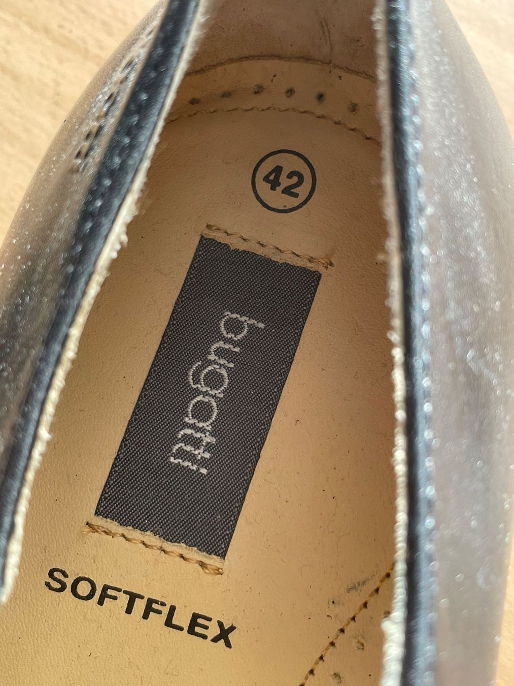 Bugatti Scarpe da uomo: Bugatti Slipper schwarz Leder Gr. 42 - Neu ! – Nuovo (secondo la descrizione) da Rothenfluh venduto da Ron999 5