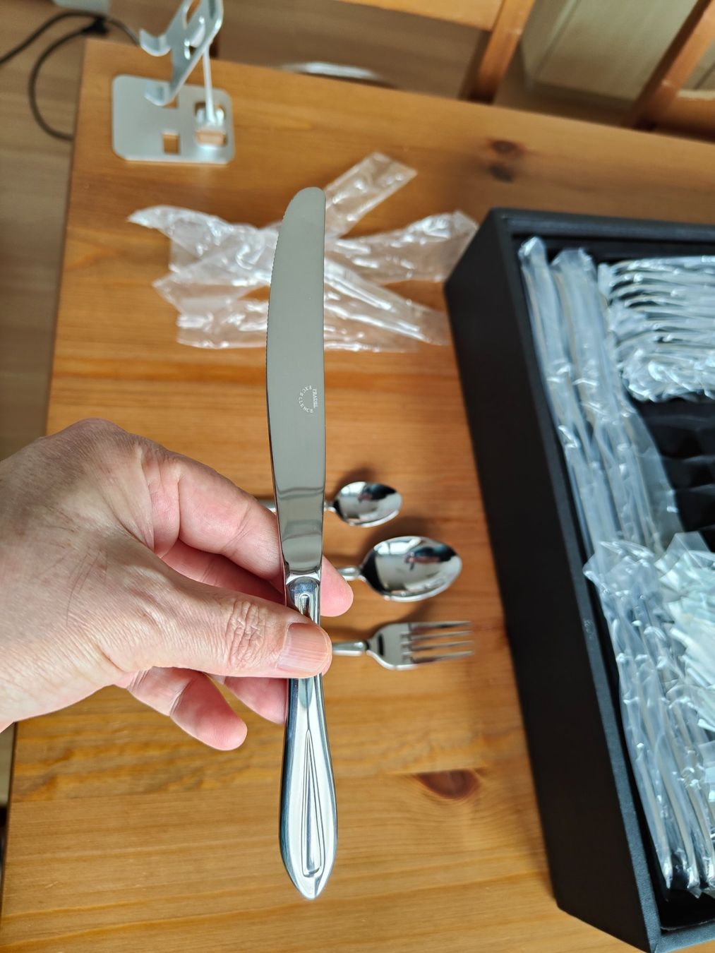 Set di posate: Pradel Excellence Besteck-Set, 84-teilig – Nuovo e nell'imballaggio originale da Oberentfelden venduto da ase_sk8n 8