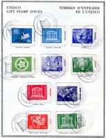 R2208  /  Carnet de 10 timbres-vignettes  UNESCO