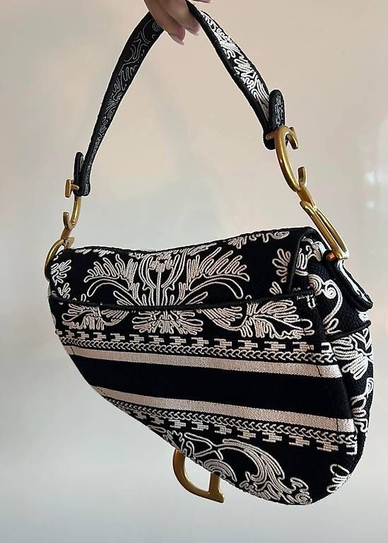 Borse da donna: Dior Saddle Bag – Usato da Oberwil BL venduto da Linchen1185 1