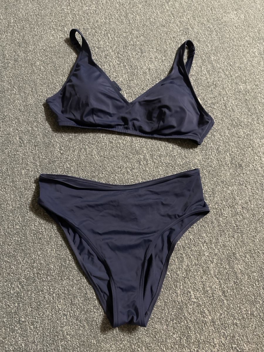 Triumph Costumi da bagno & Bikini: Bikini Triumph neu Gr 40/42 – Nuovo (secondo la descrizione) da Baltschieder venduto da YmroBe