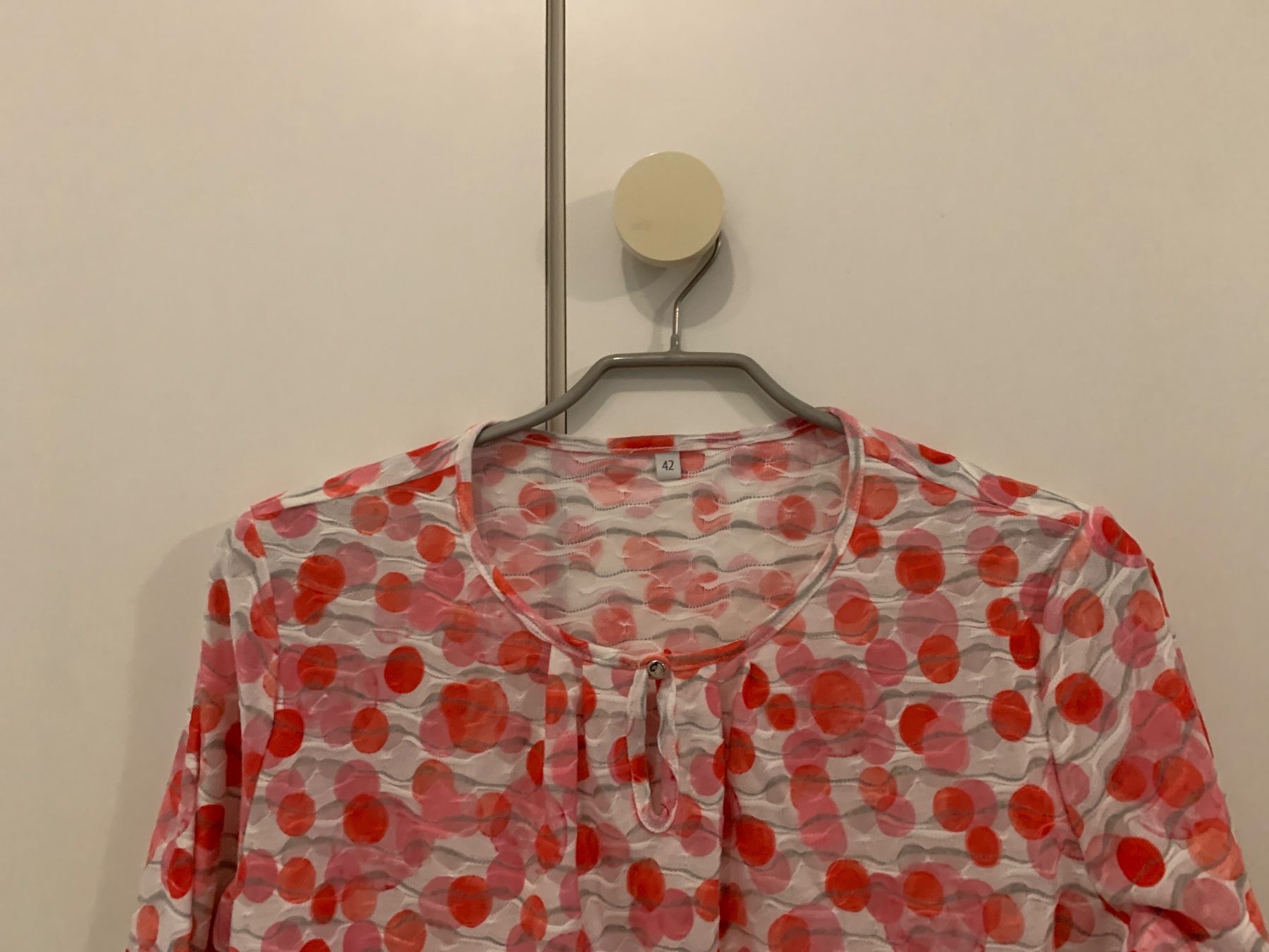 Blusen: Neue Bluse – Neu und originalverpackt aus Lausen von tiguan07 1