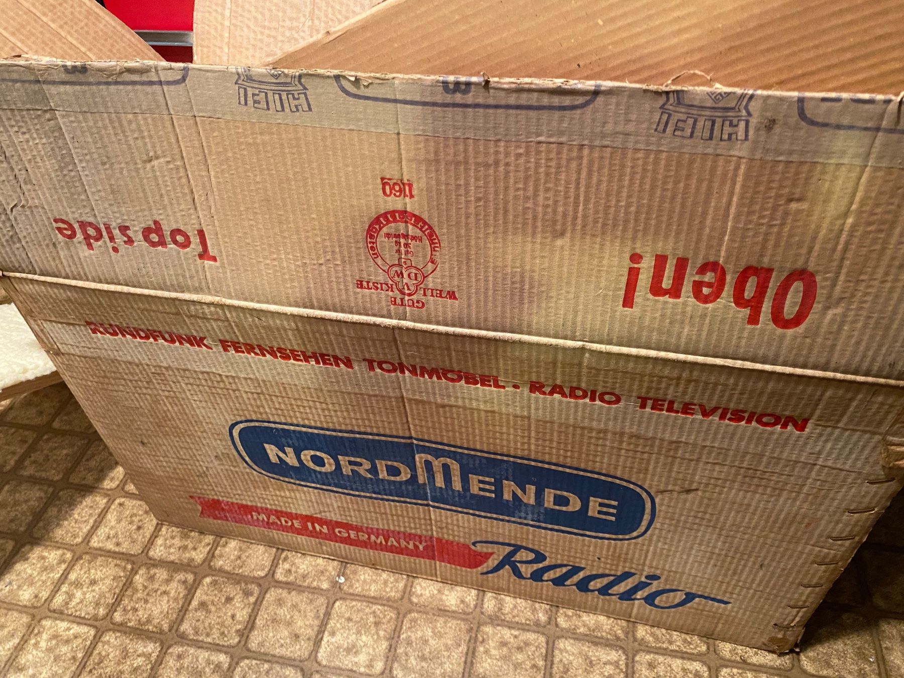 Nordmende Radio: antiker Röhrenradio Nordmende – Usato da Volketswil venduto da Julbrem 5