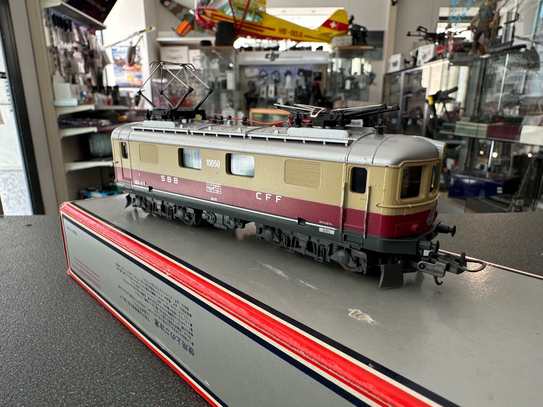 Lima Modellini di ferrovie: NEW Lima H0 DC 4/4 SBB TEE 10050 – Usato da Chiasso venduto da Carrara-Modellismo 1