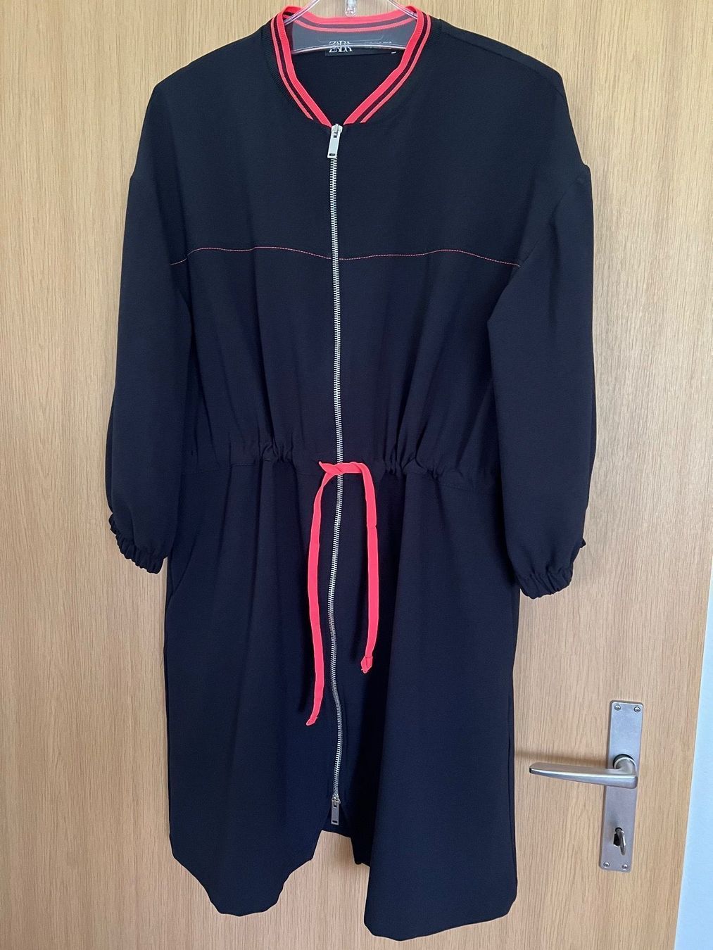 Zara Kleider: Zara damen kleid – Gebraucht aus Nürensdorf von and_5tlm