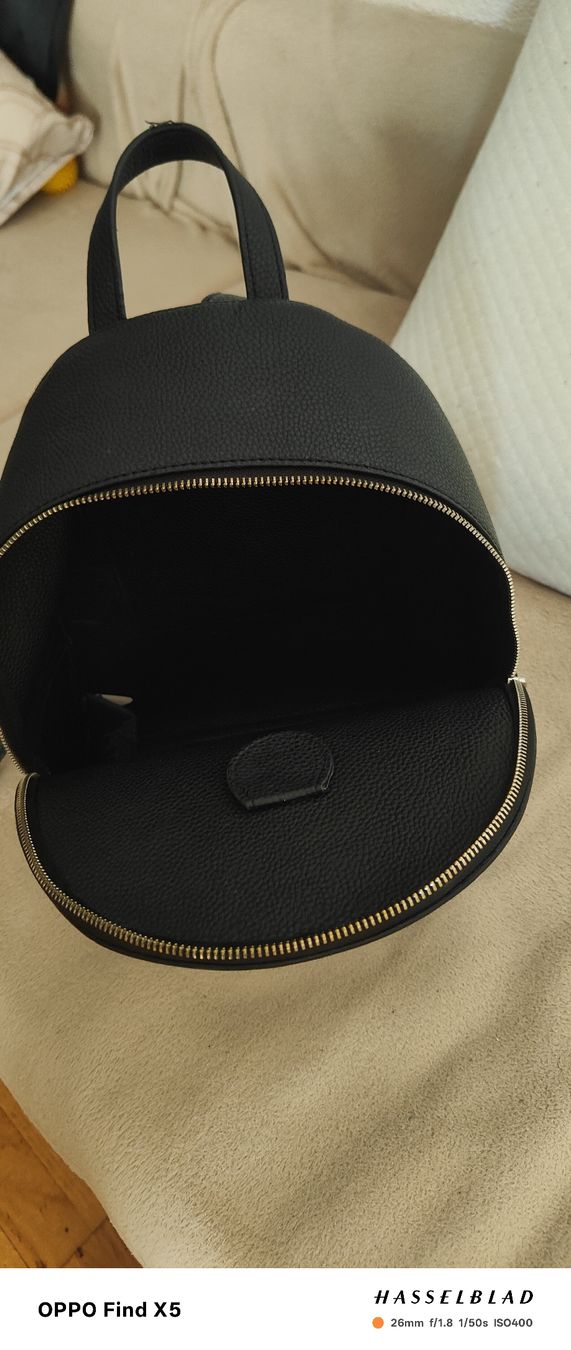 Tommy Hilfiger Zaini: THOMMY HILFIGER Damen Rucksack – Usato da Unterentfelden venduto da igs_nj72 2