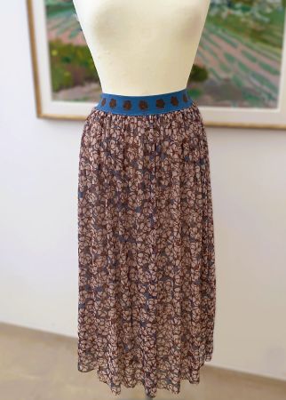 Rich & Royal wunderschöner Plissé Rock blau beige small 36