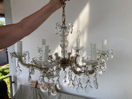 Wunderschöner Kronleuchter sucht ein neues Zuhause