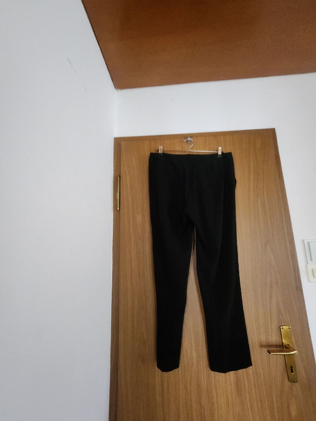Gérard Darel Pantaloni: Pantalon Gerard Darel noir taille 42  – Usato da Niedergösgen venduto da Eva2410 1