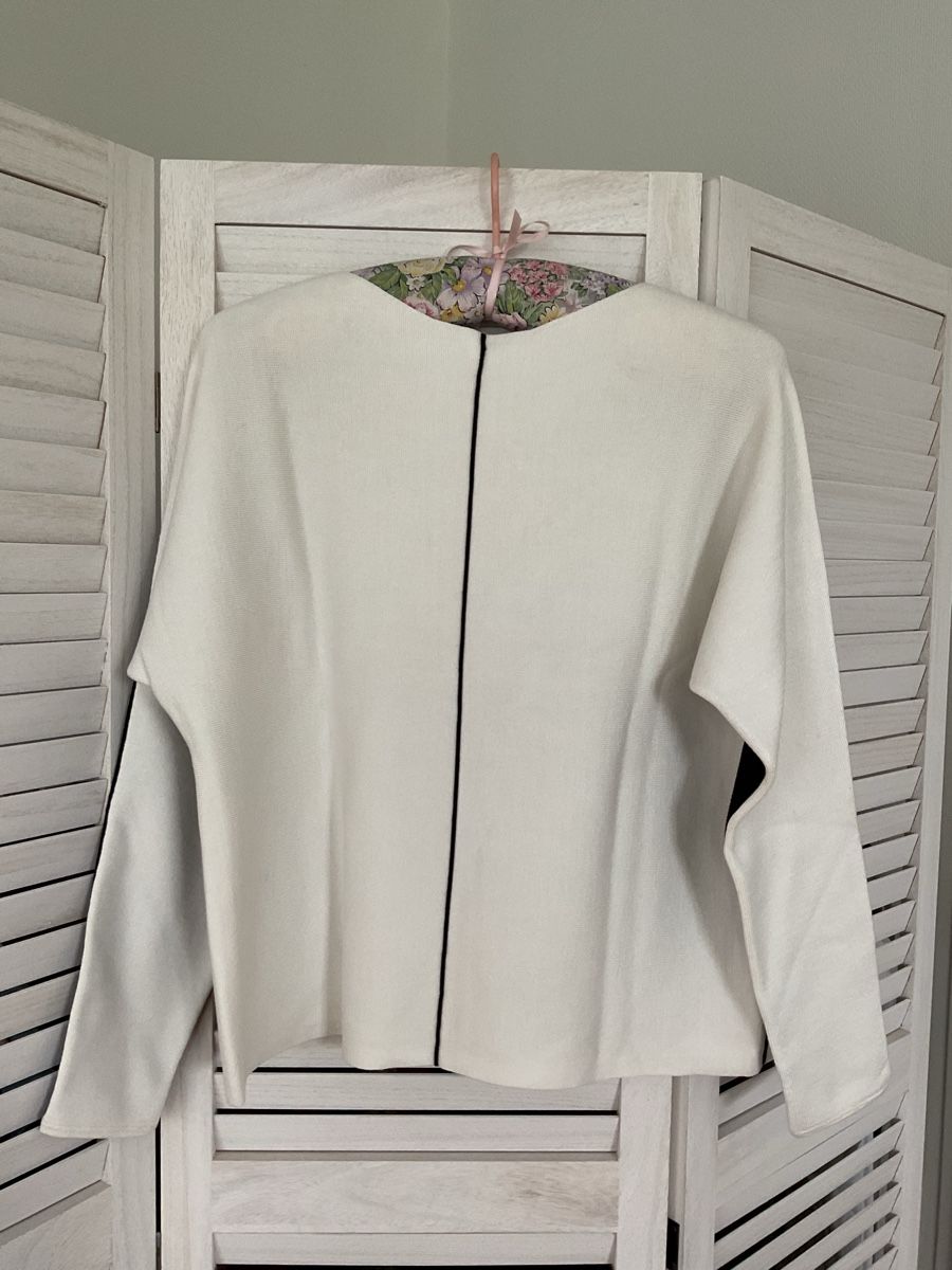 S.Oliver Maglioni & Felpe: S.Oliver Black Label Strickpullover schwarz weiss Gr. 38 – Nuovo e nell'imballaggio originale da Roggwil TG venduto da Straven 1