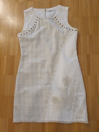 Desigual Kleid weiss Stickerei Nieten