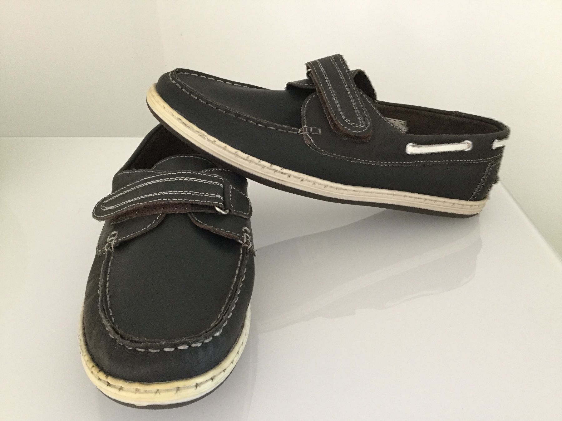 Chaussures garçon: Chaussures/Mocassins marrons CUIR Flash – Neuf avec emballage d'origine à Agiez par chouchanelle 1