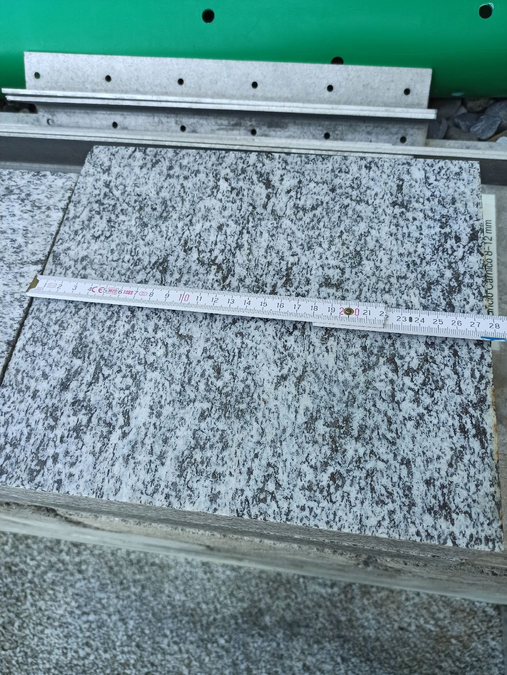 Bodenbeläge: Gneis Steinplatten  – Neu (gemäss Beschreibung) aus Hitzkirch von sevi85 3