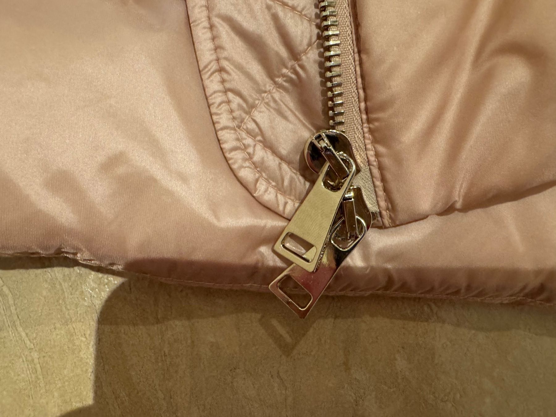 Moncler Giacche: Moncler NWT warme Traumjacke, O oder S – Nuovo (secondo la descrizione) da Klingnau venduto da Markus14 6