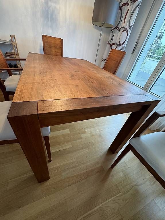 Set de table et chaises: Esstisch mit 6 Stühlen – D'occasion à Reinach BL par keboe19 2