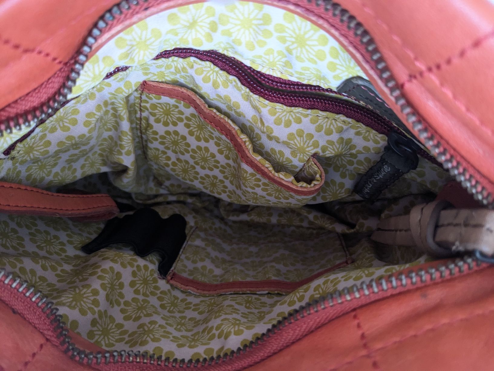 Aunts & Uncles Borse da donna: Tasche aunts & uncles Leder orange  – Usato da Rorschach venduto da olg_5qq2 7