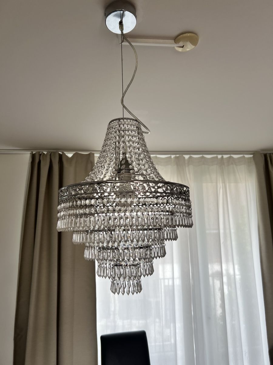 Lampadari & plafoniere: Deckenleuchte Kristalloptik Silberfarben Hängend 70cm – Usato da Islikon venduto da bia_7l8s