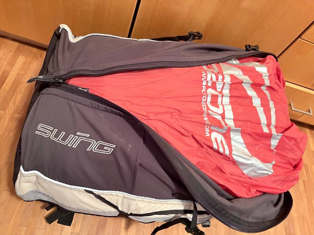 Ozone Flug- & Drachensport: Gleitschirm OZONE Mojo 4 L + SWING Connect + Notschirm – Gebraucht aus Ennetbürgen von Leibniz 2