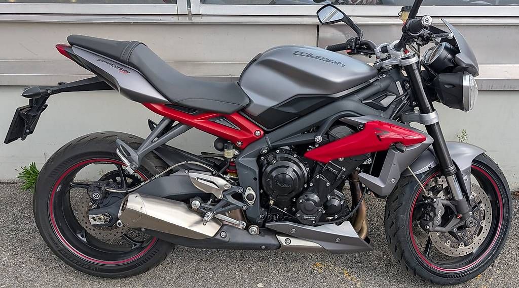 Triumph Route: Triumph street triple 675 R – D'occasion à Monthey par _Raph_ 1