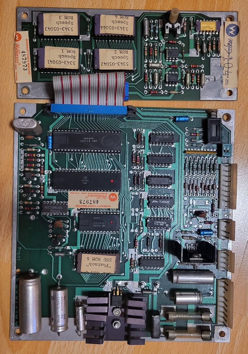 Williams Flipperkästen: Williams System 7 Platinen – Defekt aus Niederteufen von  4