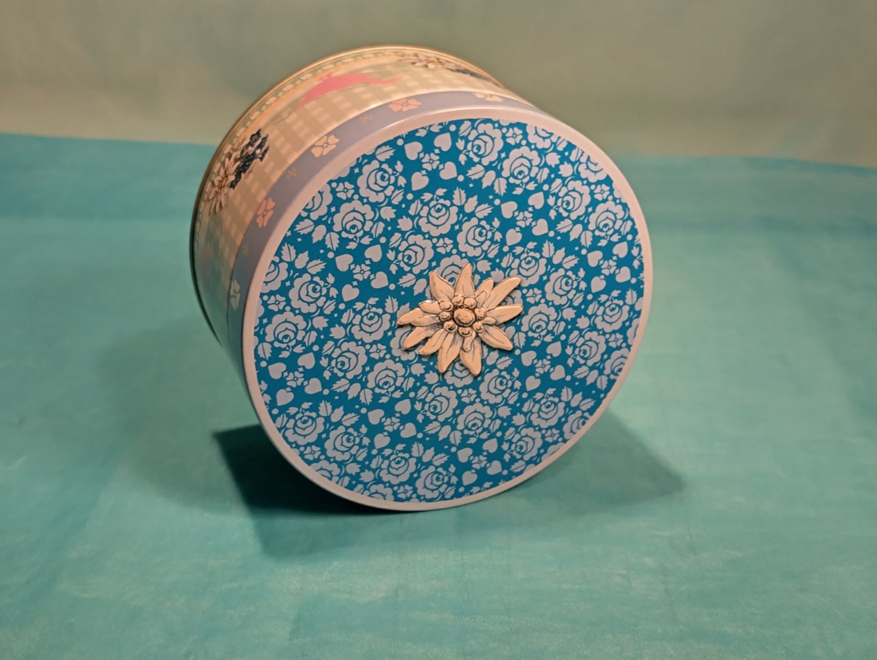 Altro in Decorazioni & Accessori: Blechbüchse mit Edelweiss in 3D – Usato da Bellach venduto da JingleCherry 2