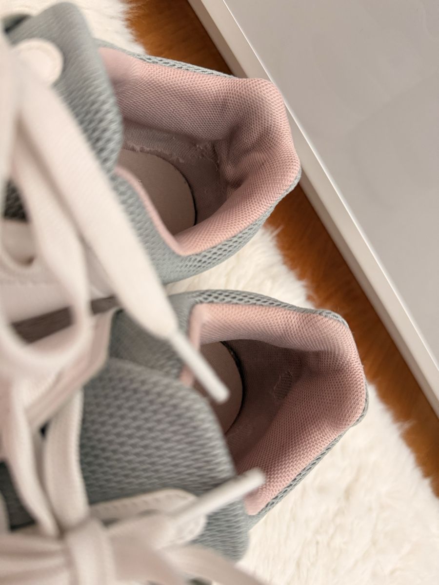 On Chaussures femmes: The Roger Schuhe – D'occasion à Dagmersellen par lea_kz9s 3