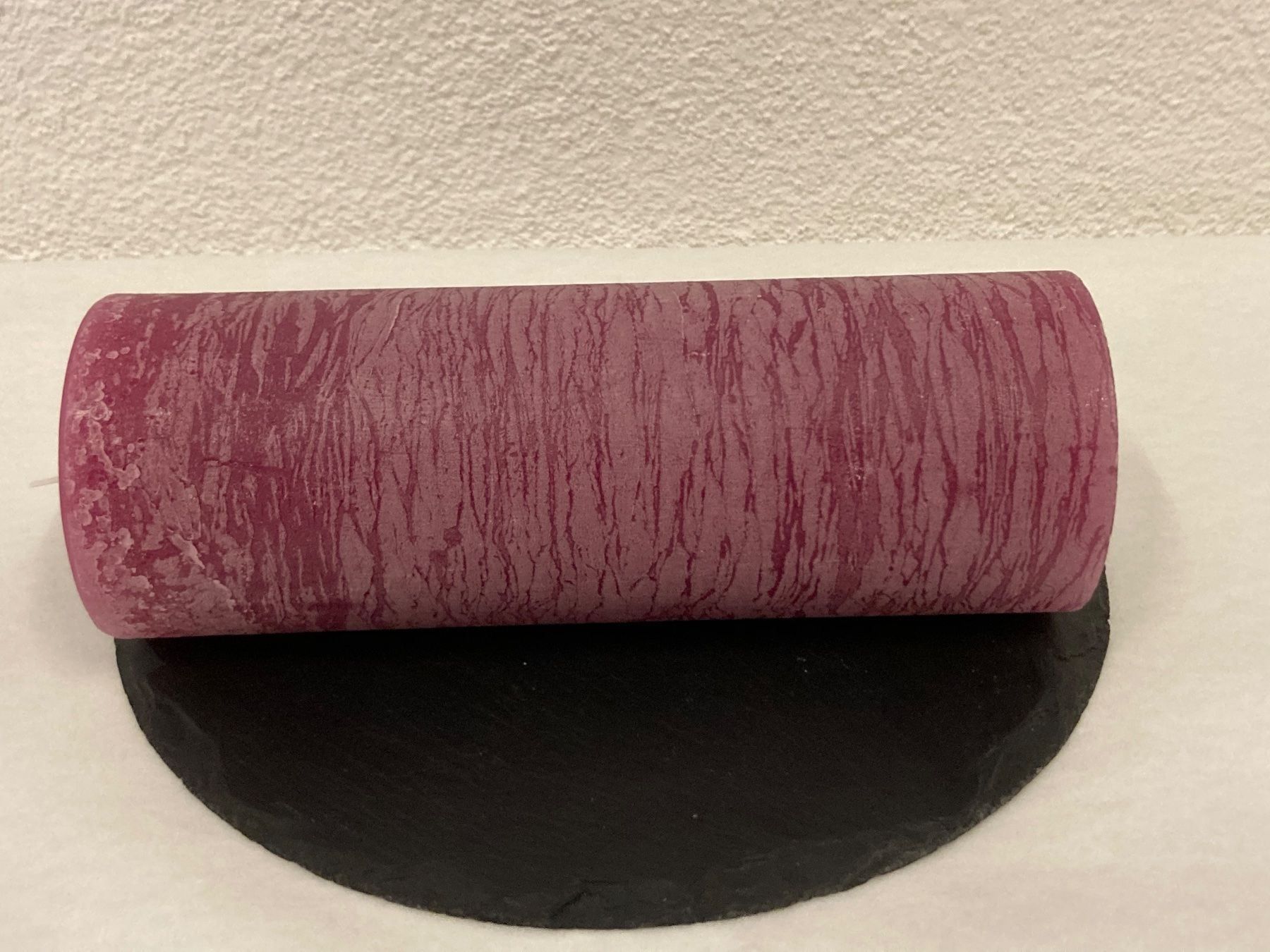 Candele: Kerze 8 x 22 cm, himbeere rustic, 950g – Nuovo (secondo la descrizione) da Neuenhof venduto da jorogo 3