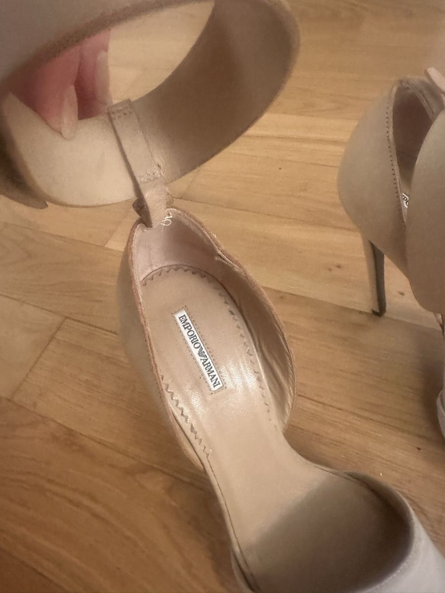 Armani Damenschuhe: Sandali Armani – Gebraucht aus Paradiso von kat_srp7 1