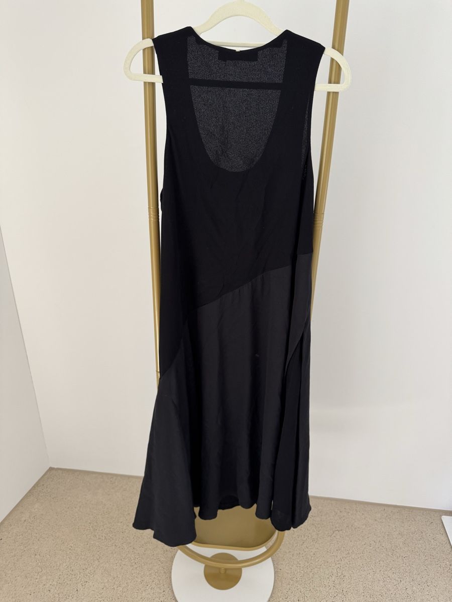 Sportmax Kleider: Sportmax Seide Midi Kleid – Gebraucht aus Zürich von di_archive 6
