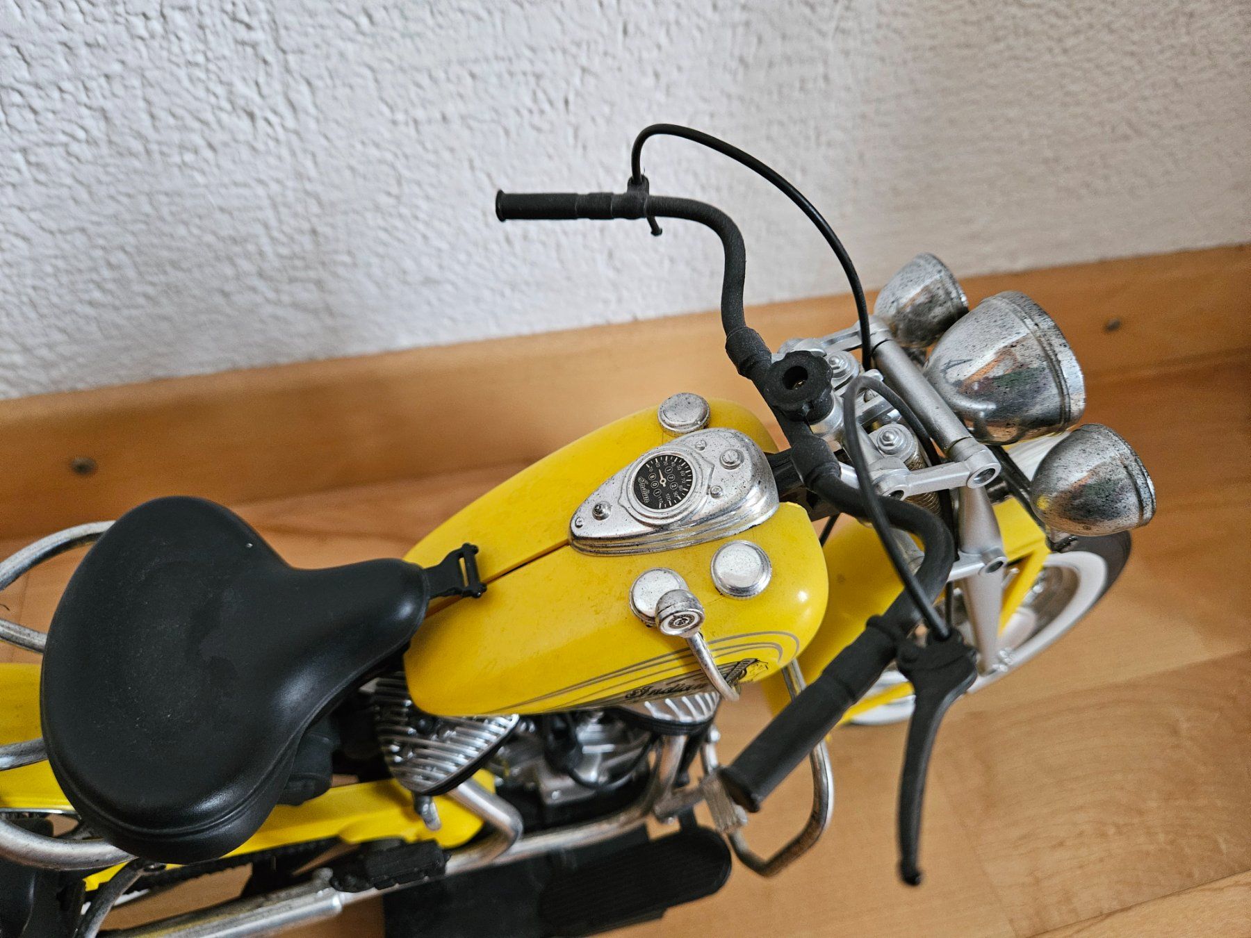 Kit di modellismo & Modellini statici: 2 Indian Chief Modelle – Usato da Wiezikon b.Sirnach venduto da Bb7 2