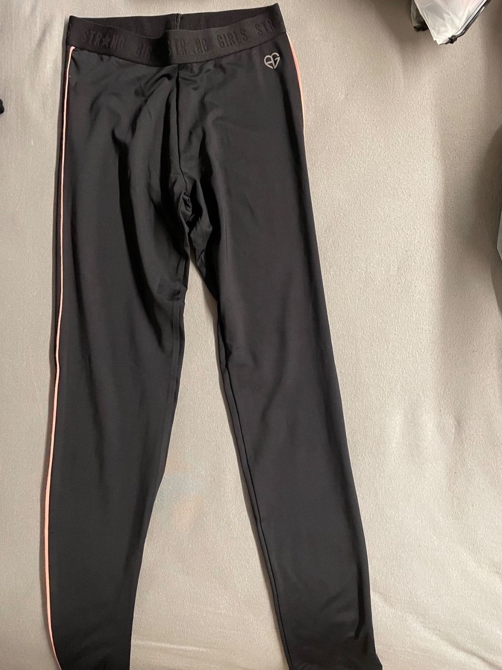 C&A Leggings: Sport Leggins – Gebraucht aus Schnottwil von sml_29t8