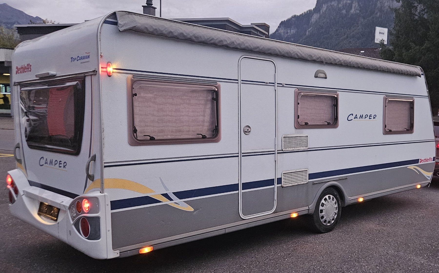 Dethleffs Rimorchi: Wohnwagen Dethllefs EN3 – Usato da Niederurnen venduto da Hinterland 1