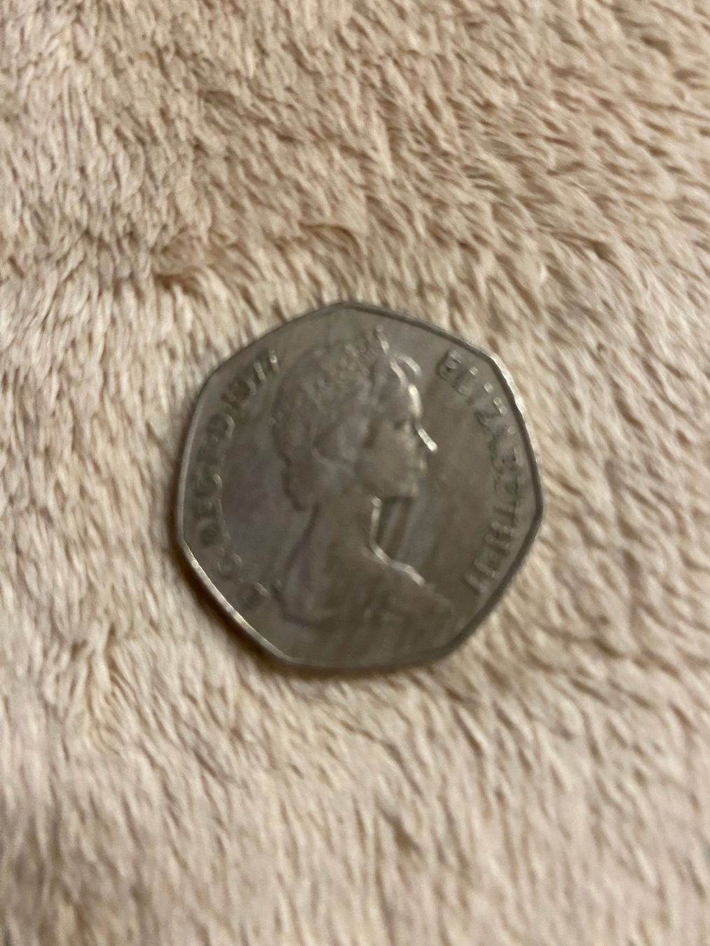 Alle Münzen: 1977 50 pence coin Geldstück – Gebraucht aus Kastanienbaum von Muenchnerkindl1