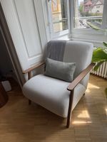 Armchair light grey fabric wooden arms