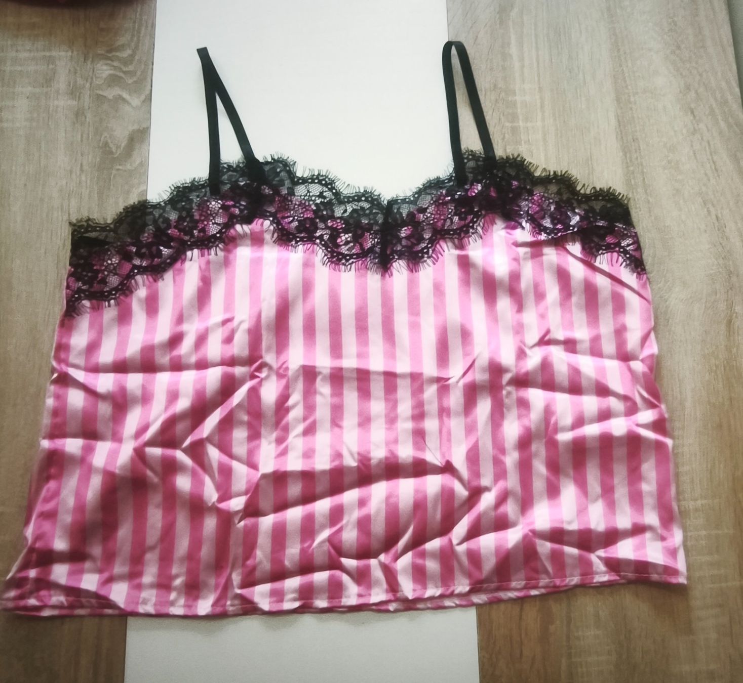 Negligees & Pyjamas: PYJAMA SATIN – Gebraucht aus Mervelier von ZORHA 1