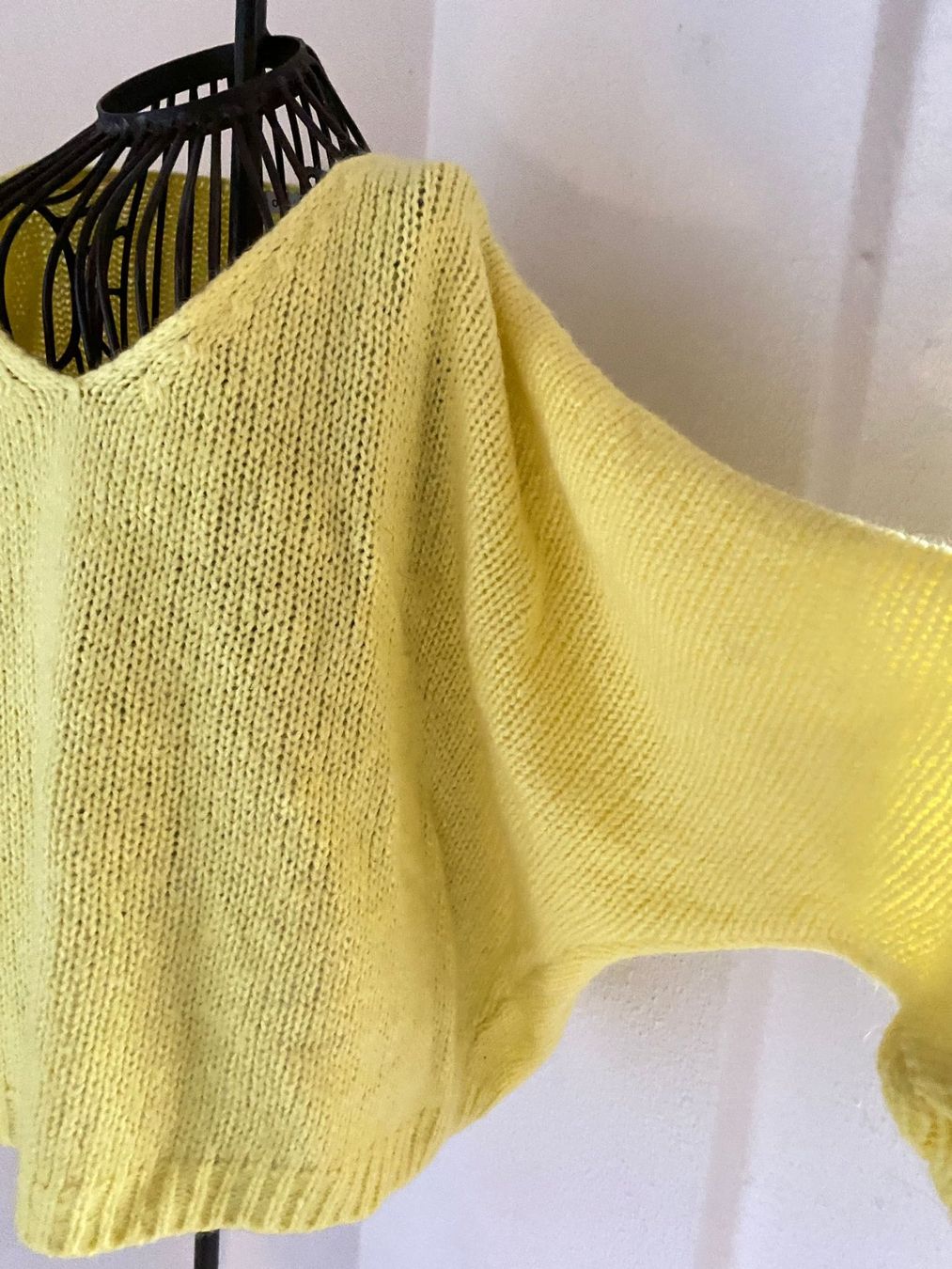 Pulls & Sweat-shirts: Gelber Kuschelpulli - Oversize  Frühling – Neuf (Voir description) à Rothrist par lil_tg5m 2