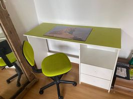 Bureau et chaise