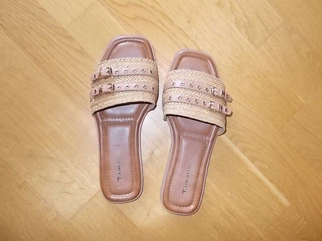 Tamaris Damenschuhe: Tamaris Pantoletten Gr.39 – Neu und originalverpackt aus Chexbres von indi03