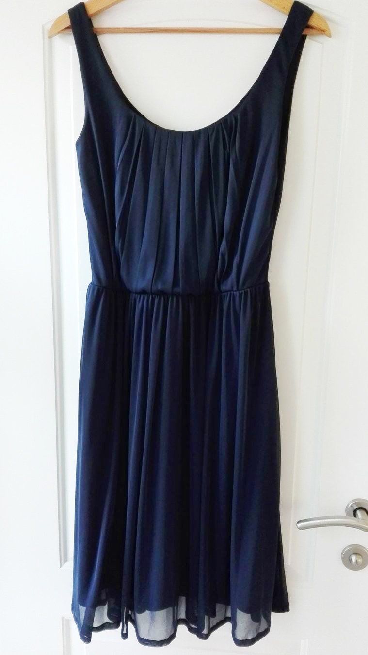 Kleider: Festliches Kleid dunkelblau – Gebraucht aus Eggiwil von kariiina 1