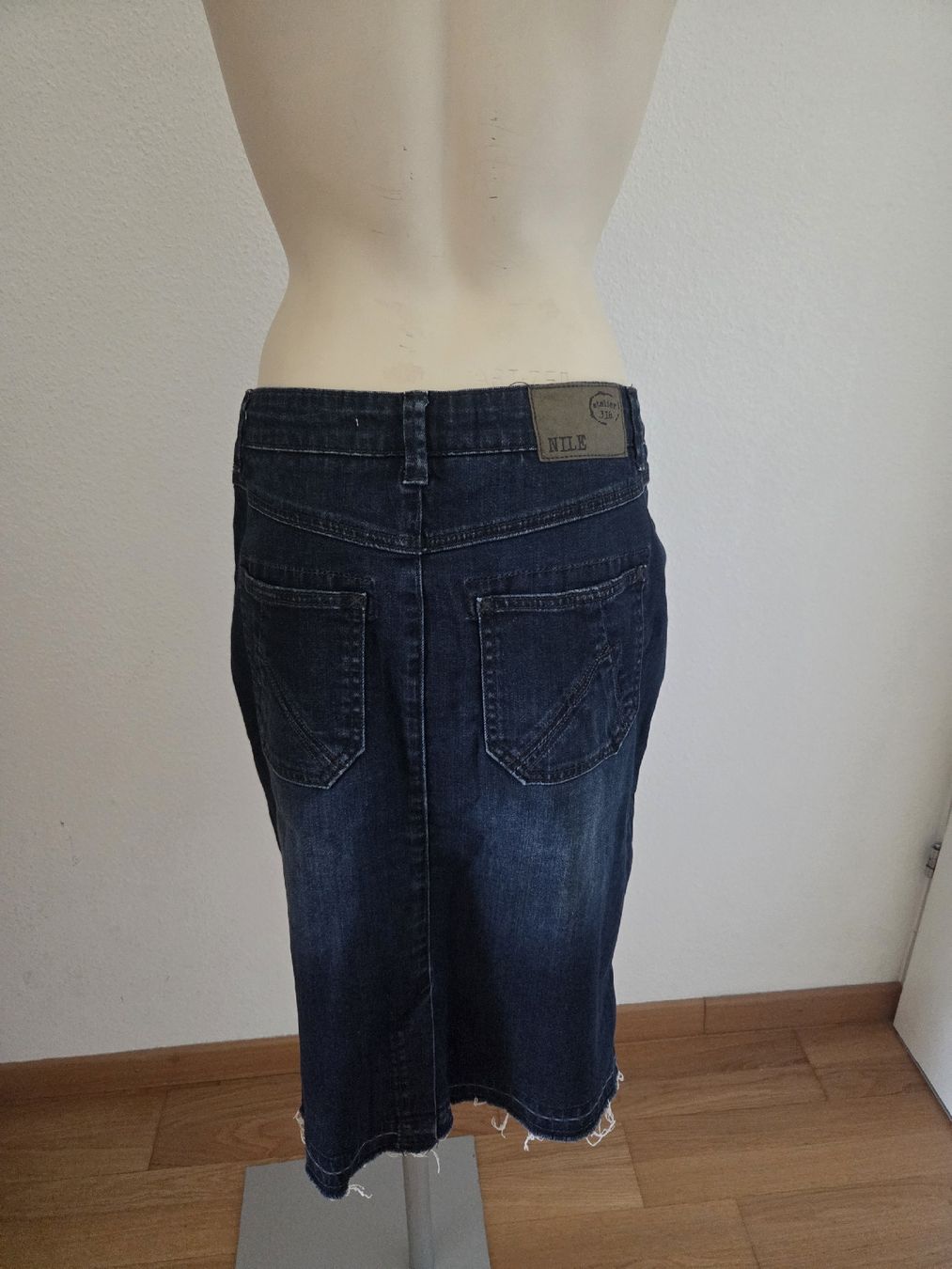 Nile Gonne: Nile Jeansjupe – Usato da Luzern venduto da asmele2 2