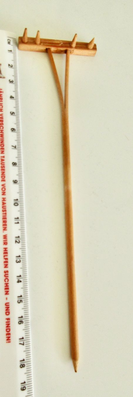 Giocattoli: Hand Rechen, Laub oder Heu, Holz, Puppenstube, Bauernhof – Nuovo (secondo la descrizione) da Egg b. Zürich venduto da Mogli93 3
