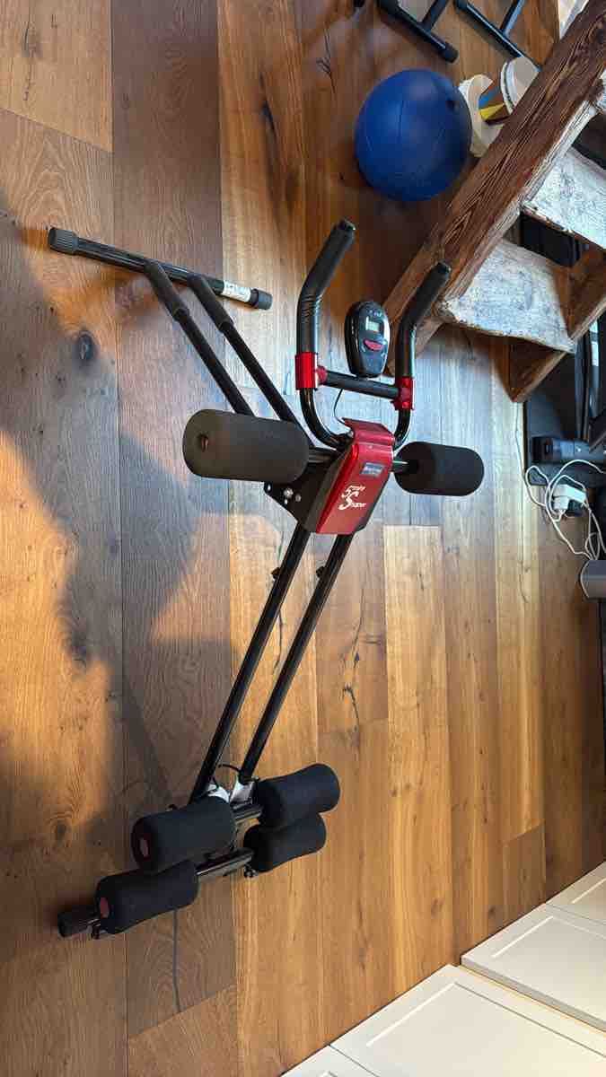 Hometrainer: 5 Minute Shaper Ab Trainer good condition – Gebraucht aus Rüschlikon von wil_b868