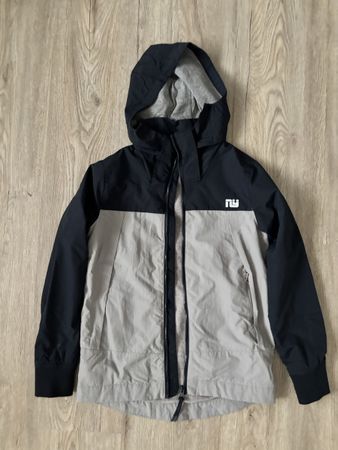 Windjacke Gr. 152