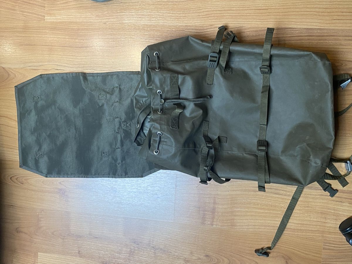 Zaini: Kampfrucksack 90 Ch-Armee – Usato da Safenwil venduto da _e_99_ 1