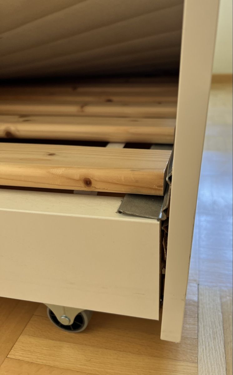 Letti: Ikea Flaxa Jugendbett 90x200 cm – Usato da Hirzel venduto da Sacha 3